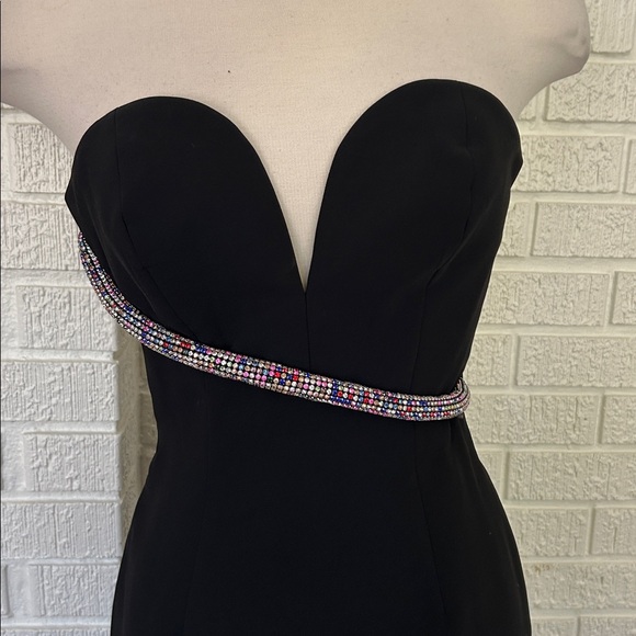 Amanda Uprichard -NWT- Black Strapless rhinestone Asymmetrical Dress - Picture 5 of 9